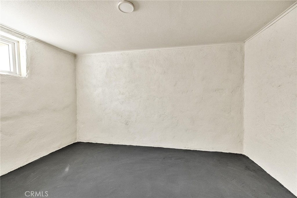 124 W Fredricks Property Photo 40