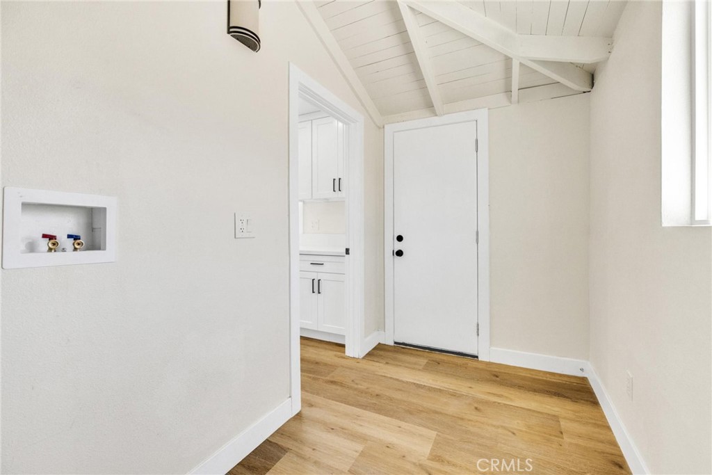124 W Fredricks Property Photo 42