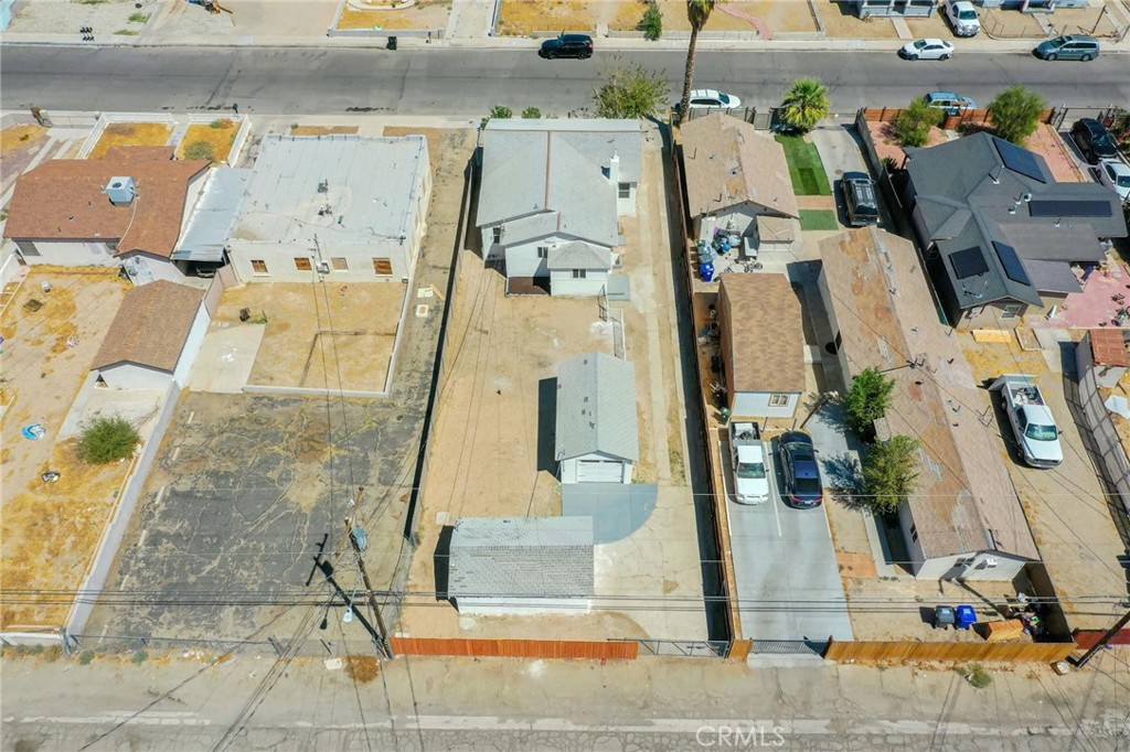 124 W Fredricks Property Photo 63