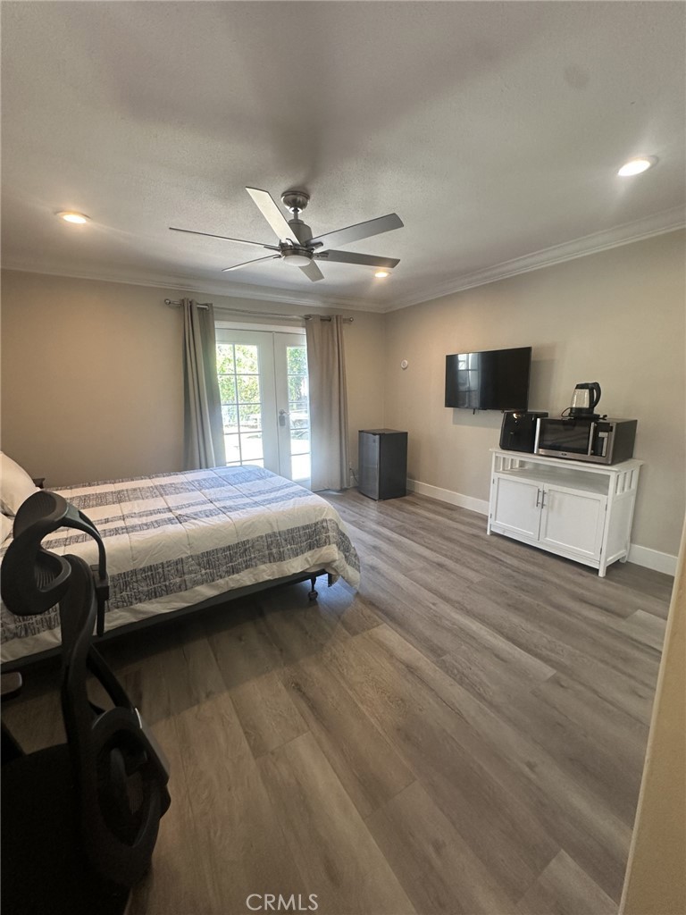 1408 La Canada Property Photo 4