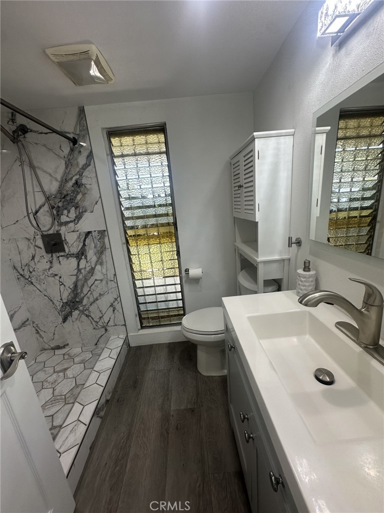 1408 La Canada Property Photo 6