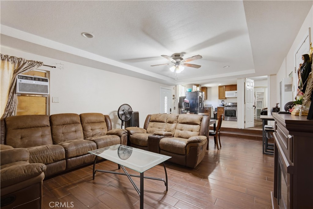 24226 Monterey Avenue Property Photo 9