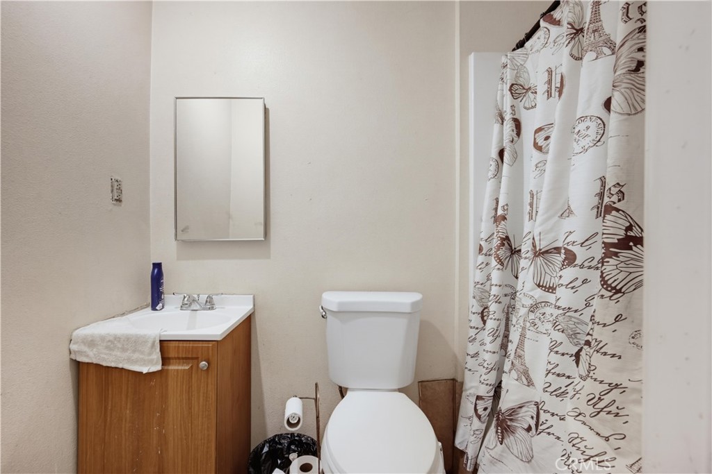 24226 Monterey Avenue Property Photo 48