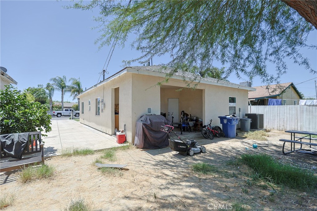 1012 Feliz Property Photo 19