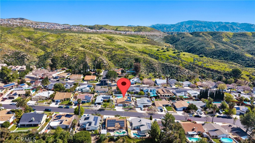 28140 Tambora Property Photo 32