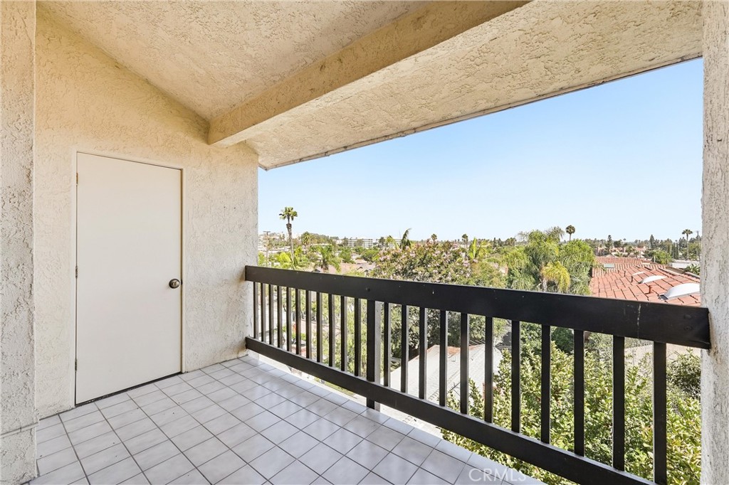 4835 E Anaheim 309 Property Photo 7