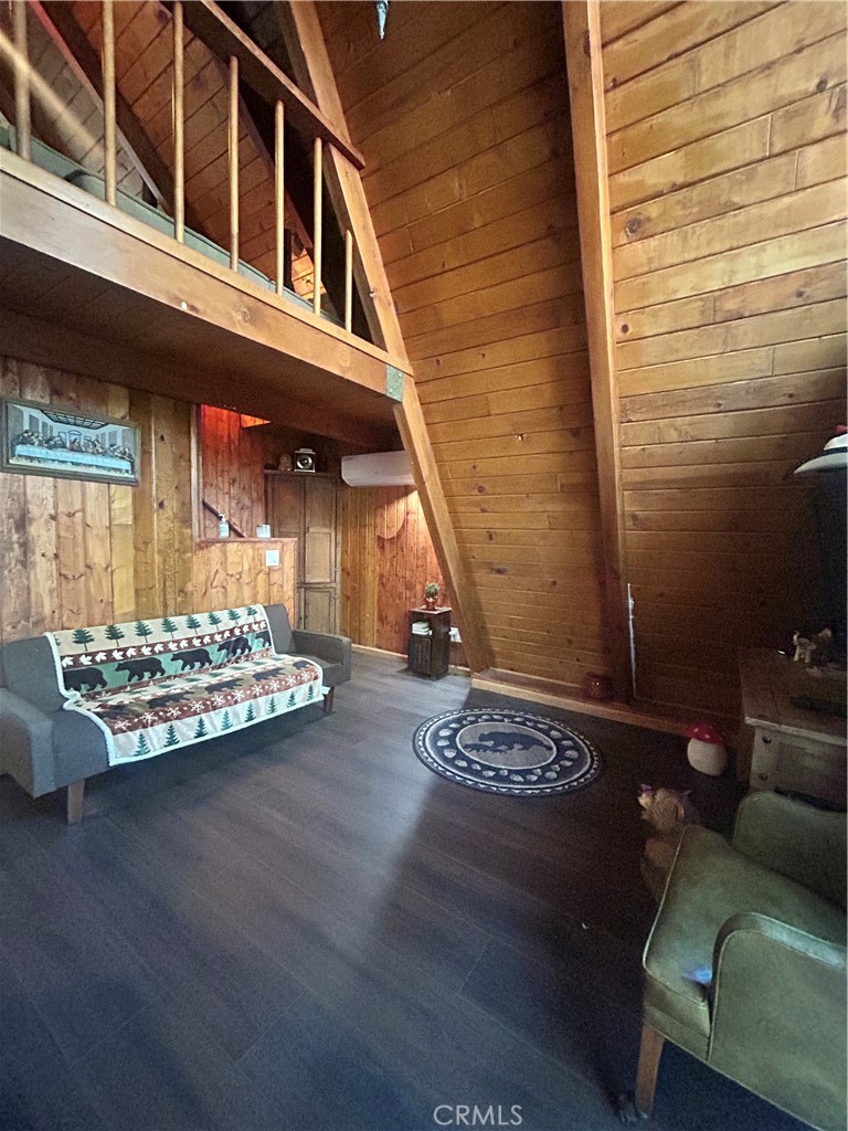 32744 Encina Property Photo 4