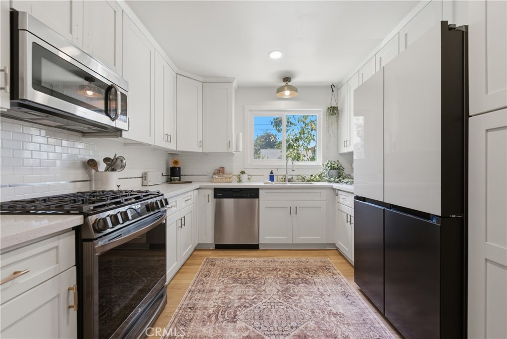 1327 E Appleton Street Property Photo 16