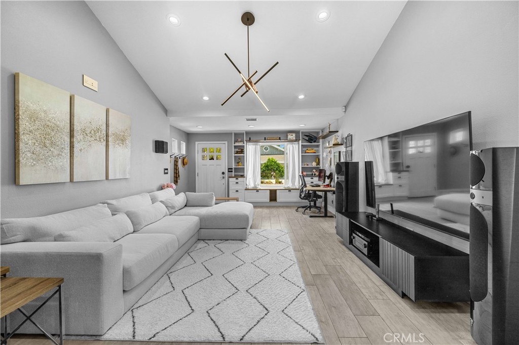 3843 Marber Property Photo 3