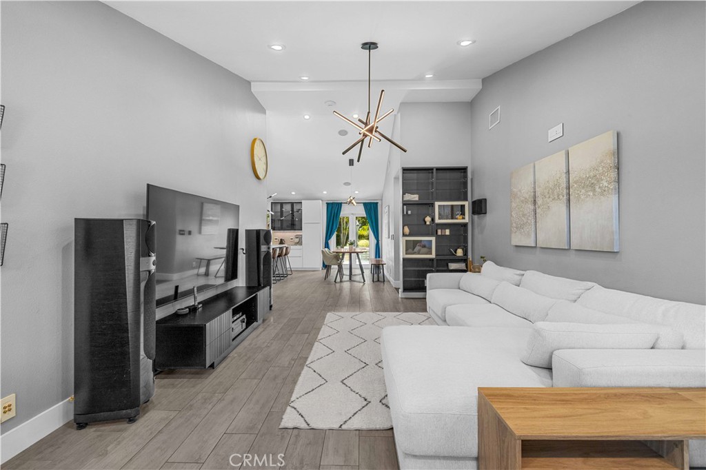 3843 Marber Property Photo 4