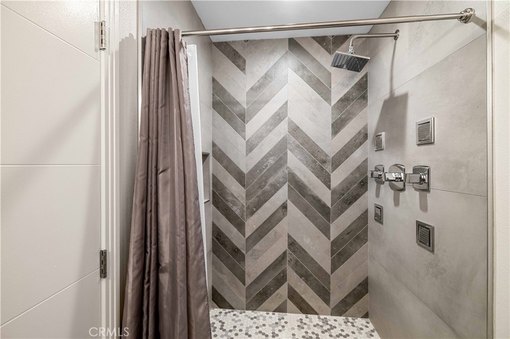 3843 Marber Property Photo 12