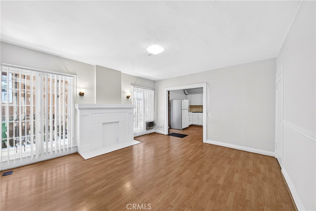 139 S Manhattan 145 Property Photo 1