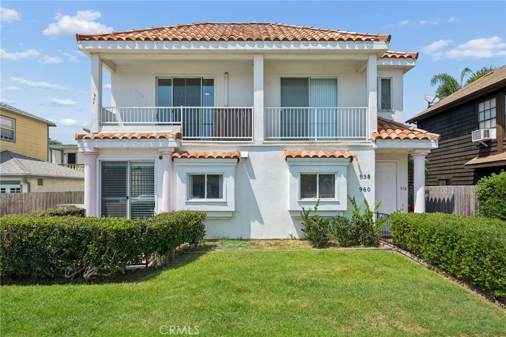 954 Law Property Photo 3