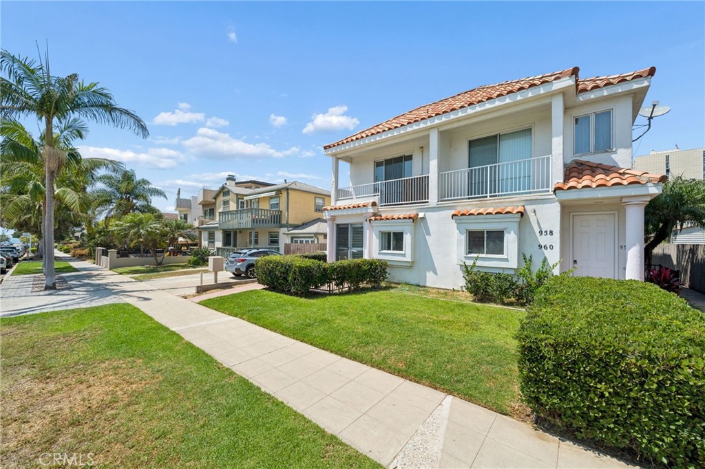 954 Law Property Photo 4