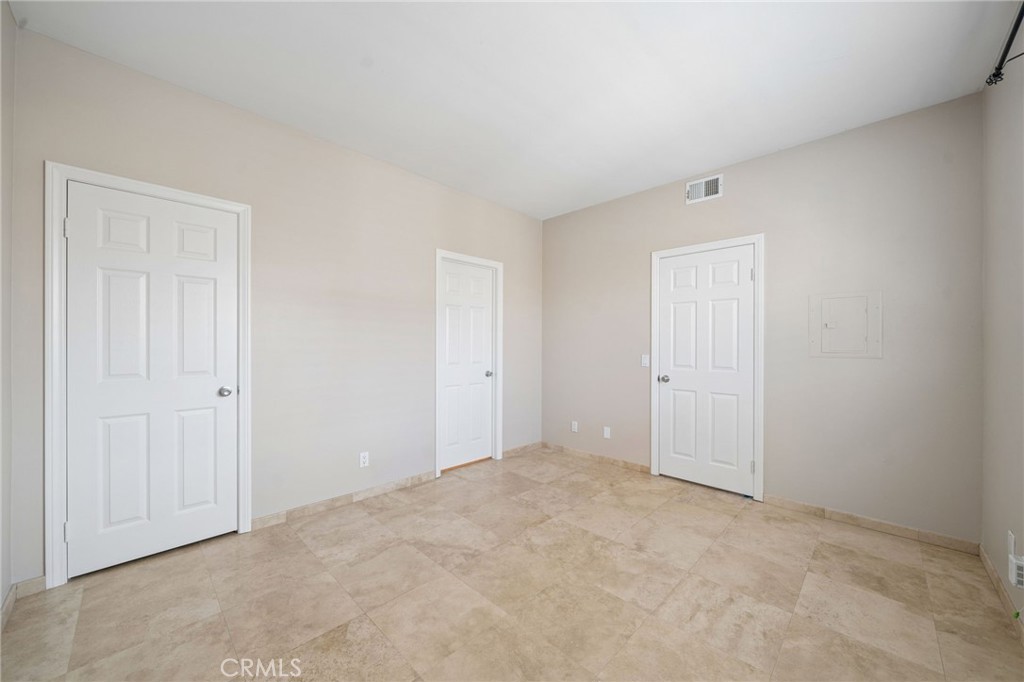 954 Law Property Photo 17