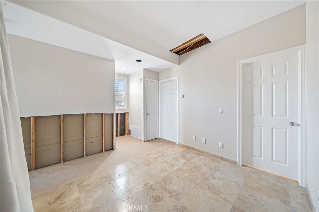 954 Law Property Photo 21
