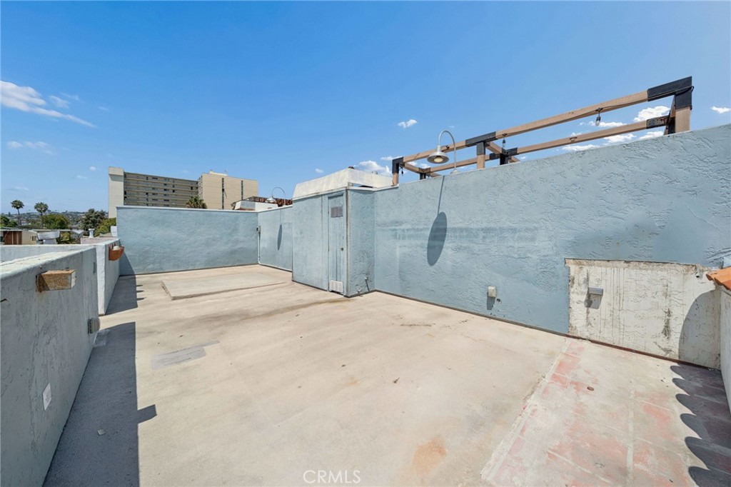 954 Law Property Photo 33