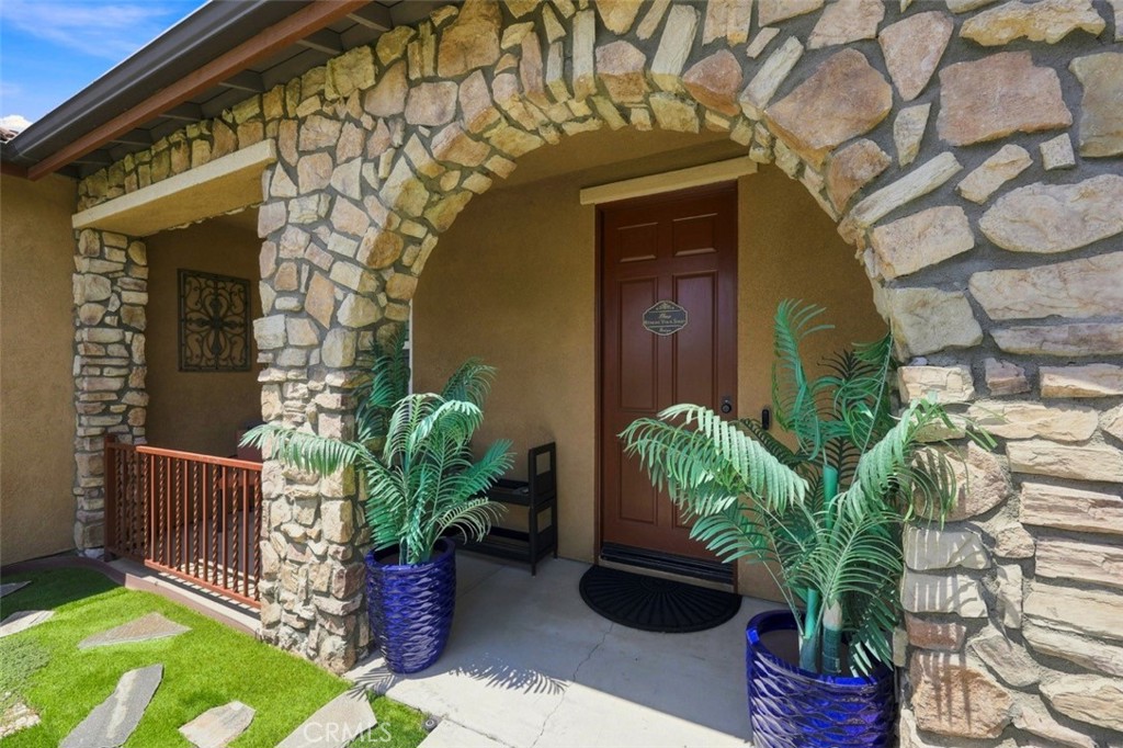 25018 Cinnabar Court Property Photo 4