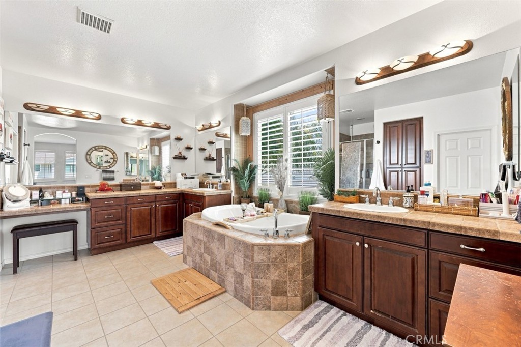 25018 Cinnabar Court Property Photo 34