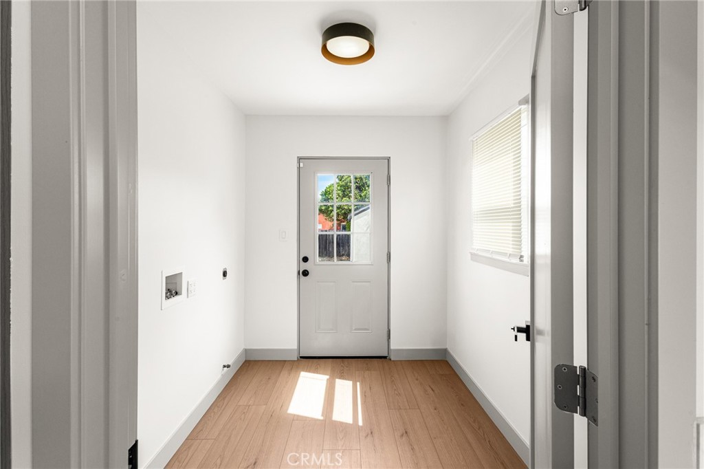1707 W 65th Place Property Photo 22