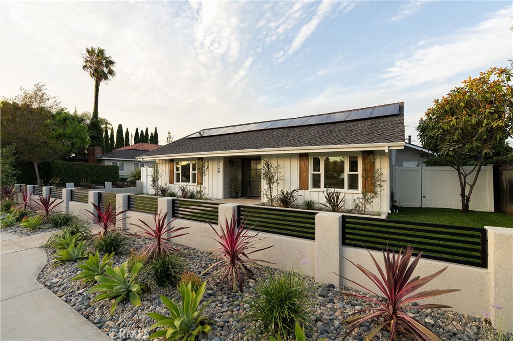 226 Santa Isabel Ave Property Photo 3