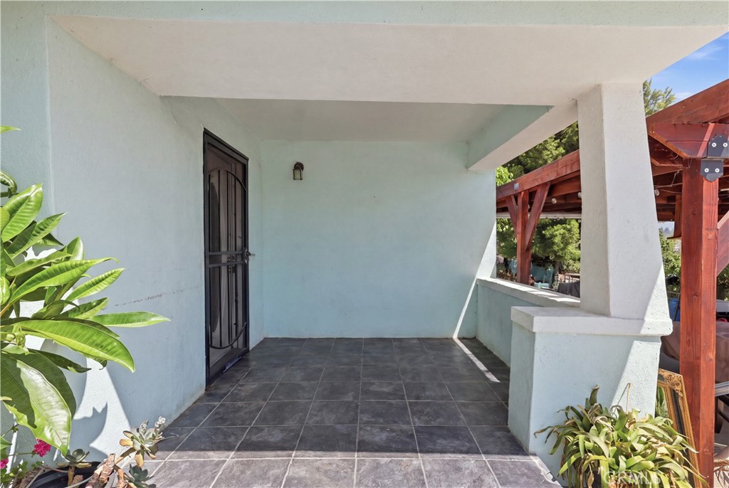 3073 Chadwick Property Photo 5