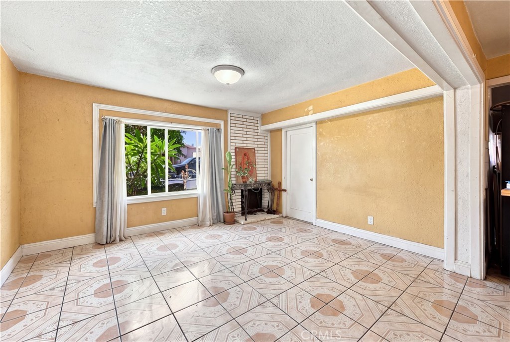 3073 Chadwick Property Photo 13