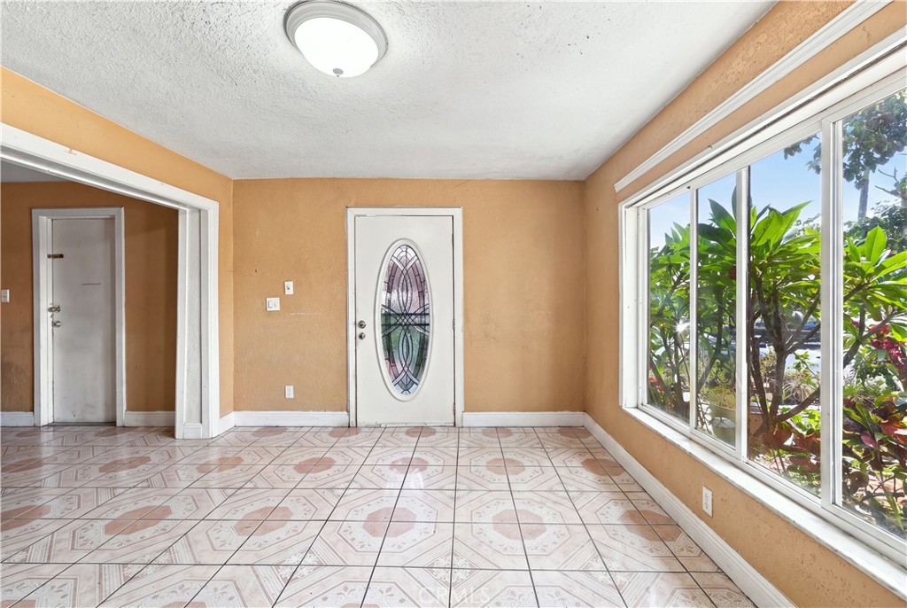 3073 Chadwick Property Photo 16