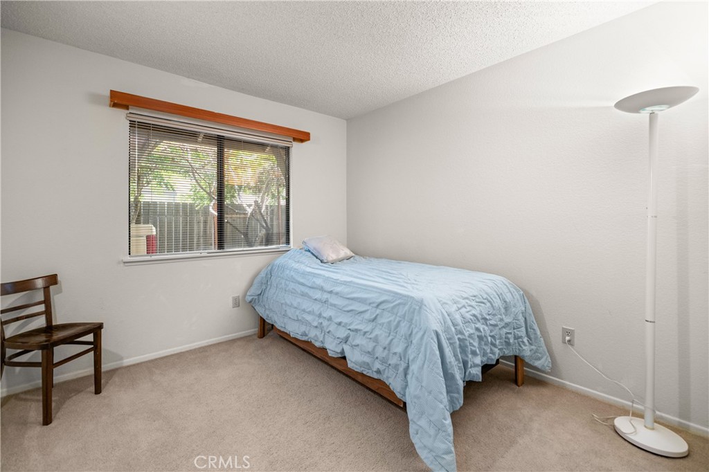 8526 Valley View Drive Property Photo 10