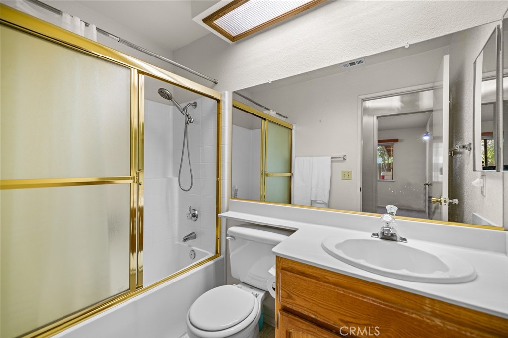 8526 Valley View Drive Property Photo 12