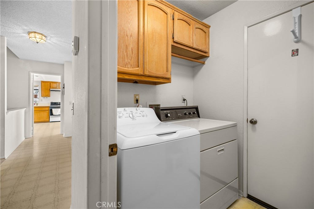 8526 Valley View Drive Property Photo 13