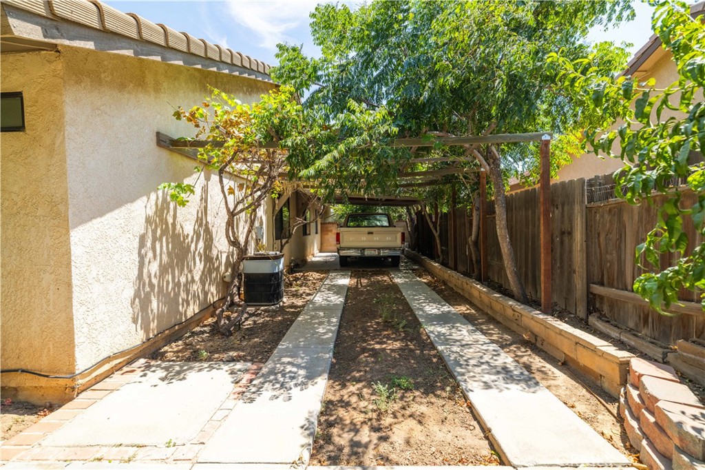 8526 Valley View Drive Property Photo 19