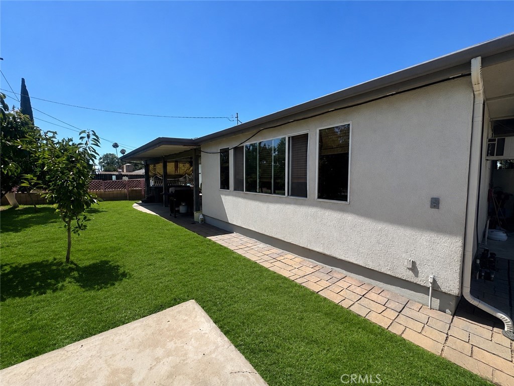 2390 Gloucester Property Photo 23