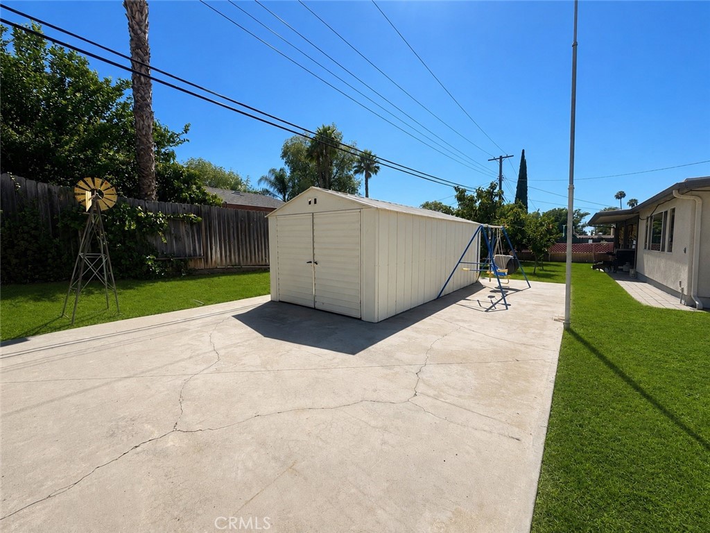 2390 Gloucester Property Photo 35