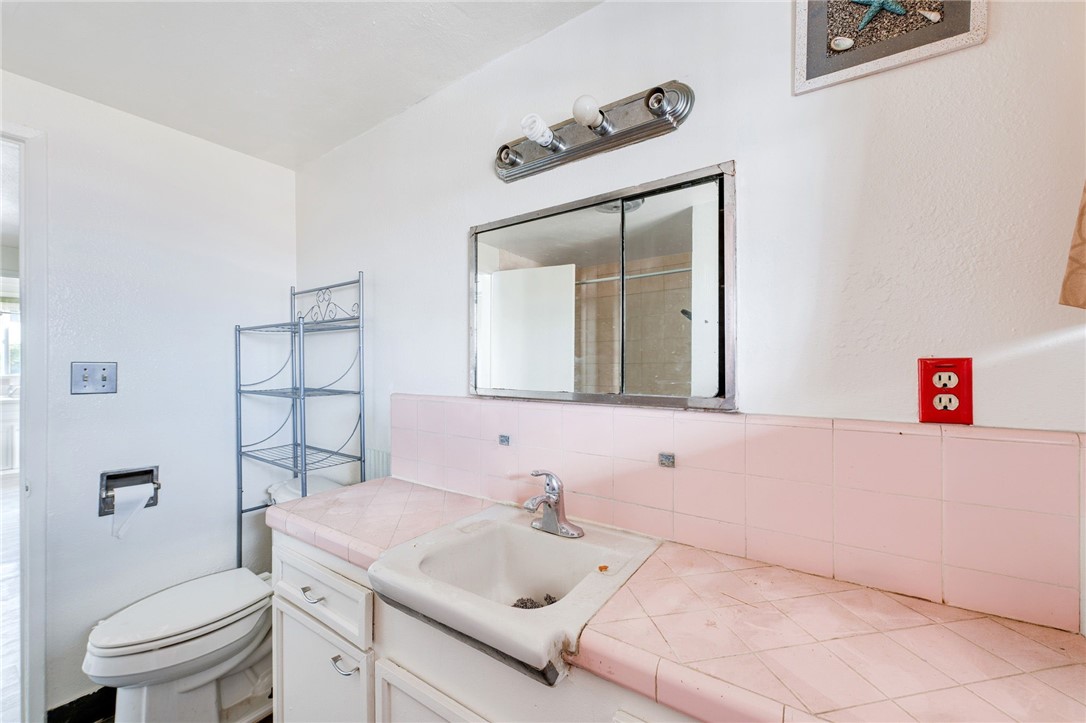 254 W 83rd Street Property Photo 19