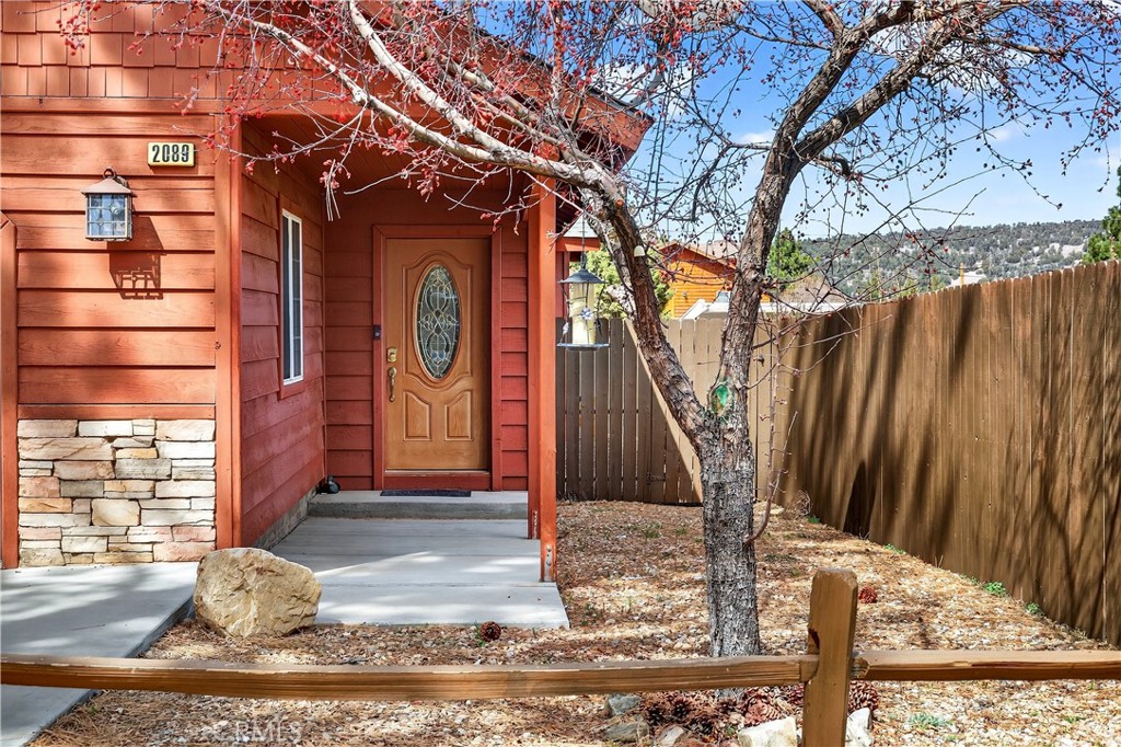 2089 Shady Property Photo 4
