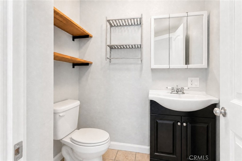 737 E 47th Street Property Photo 33