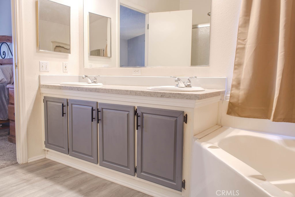 9161 Santa Fe E Avenue 35 Property Photo 19