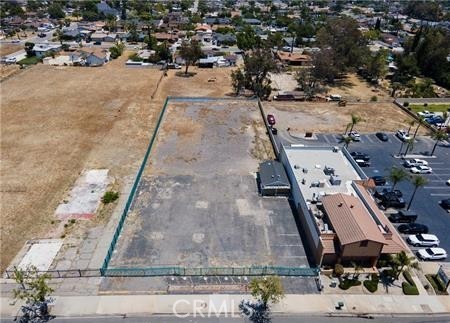 9491 Sierra Avenue Property Photo 2