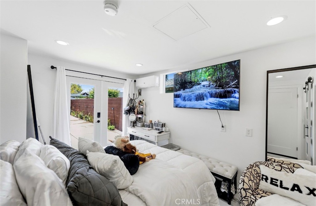 11858 Pantheon Property Photo 16