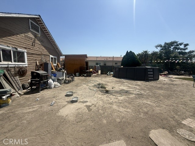 1087 W 9th Property Photo 17