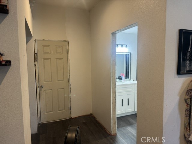 1087 W 9th Property Photo 45