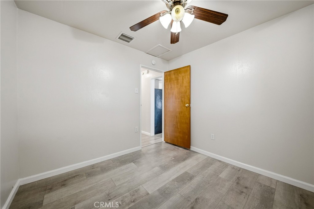 219 E Brighton Property Photo 14