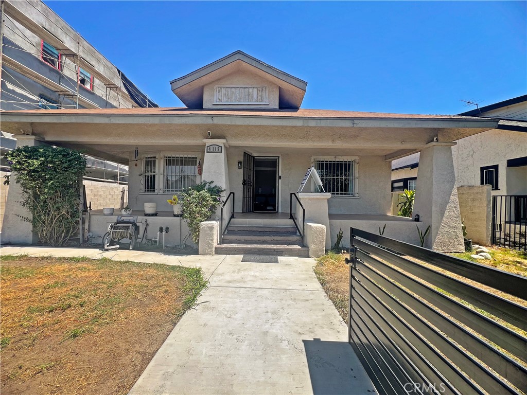 4112 S Budlong Avenue Property Photo 1