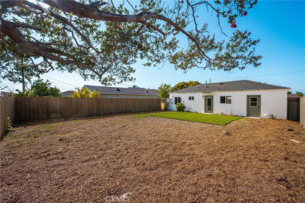 2606 W Caldwell Property Photo 41