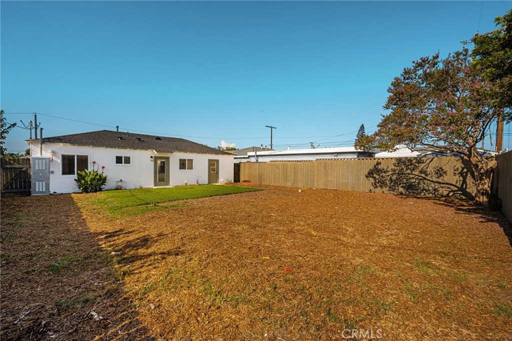 2606 W Caldwell Property Photo 43