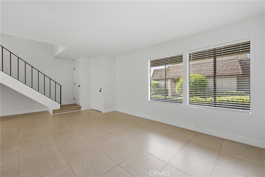 8164 Laguna Court Property Photo 6