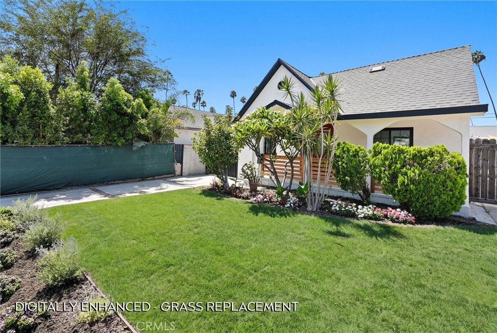 1423 N Coronado Property Photo 19