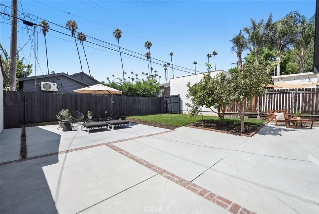 1423 N Coronado Property Photo 62