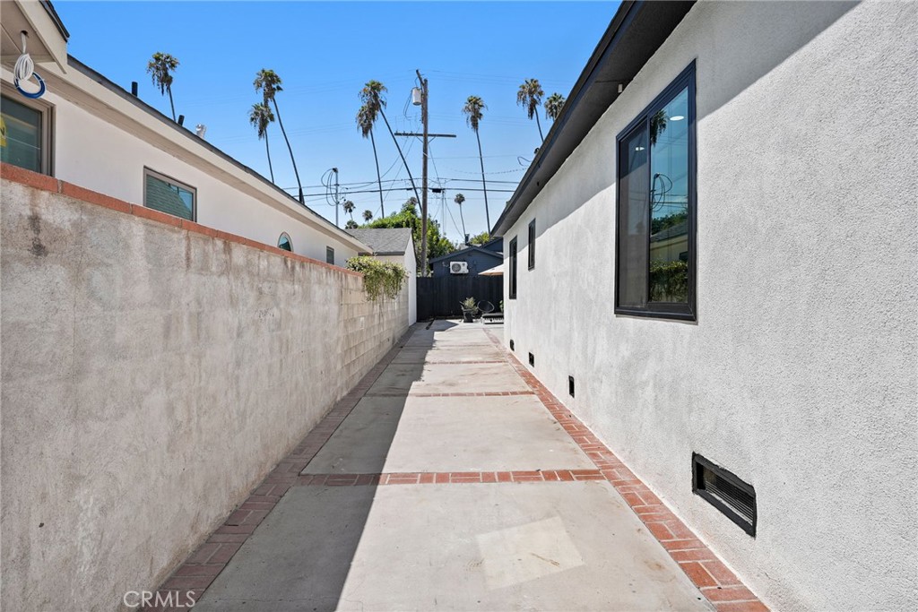 1423 N Coronado Property Photo 69